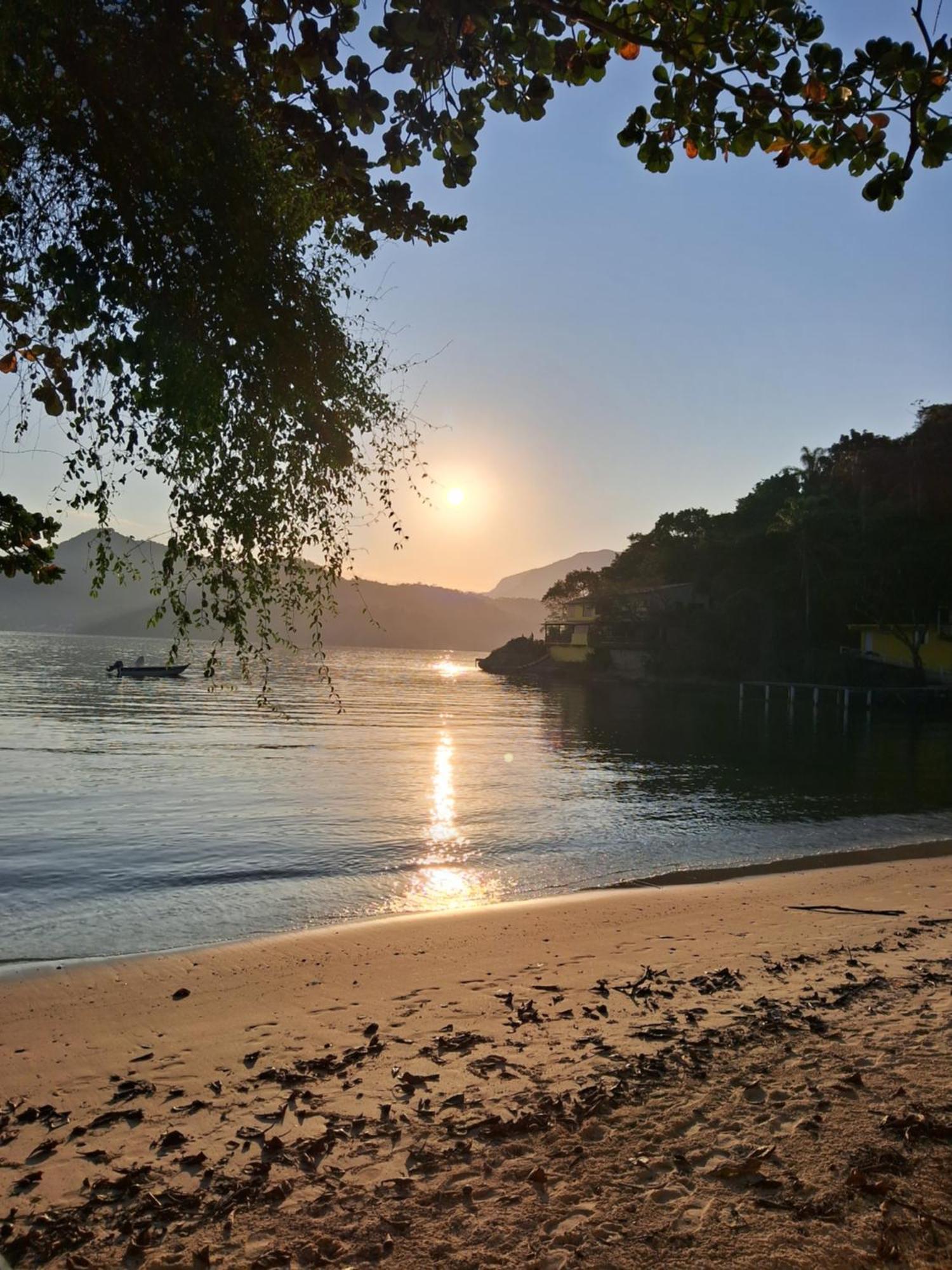 Quarto Ilha Do Martins Praia Do Sul Hotel Itaguai Bagian luar foto